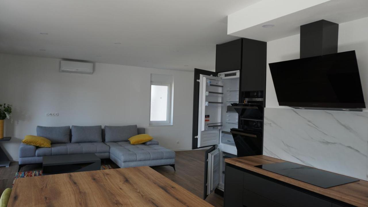Apartments Jozef Vodice Esterno foto